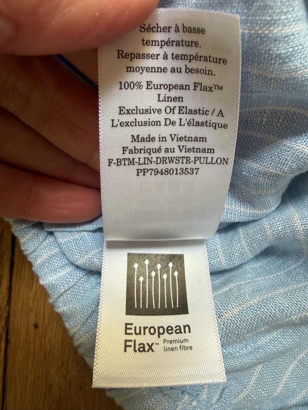 Everlane Linen Drawstring Pant in Blue and White stripe - Picture 11 of 12